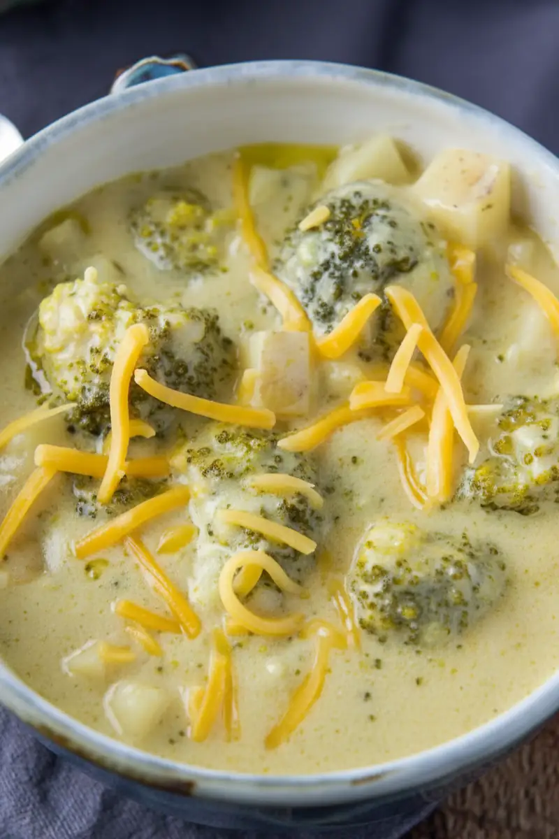 Broccoli Cheddar Vegetable Soup — Cozy, Reliable, Weeknight-Ready 1 broccoli cheddar soup creamy 2x3 1